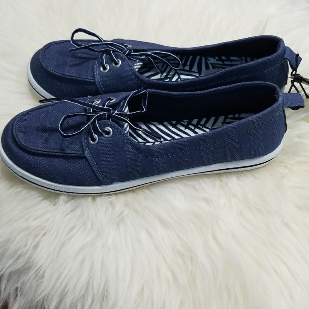 Womens Boat Shoes - Picture 4 of 7